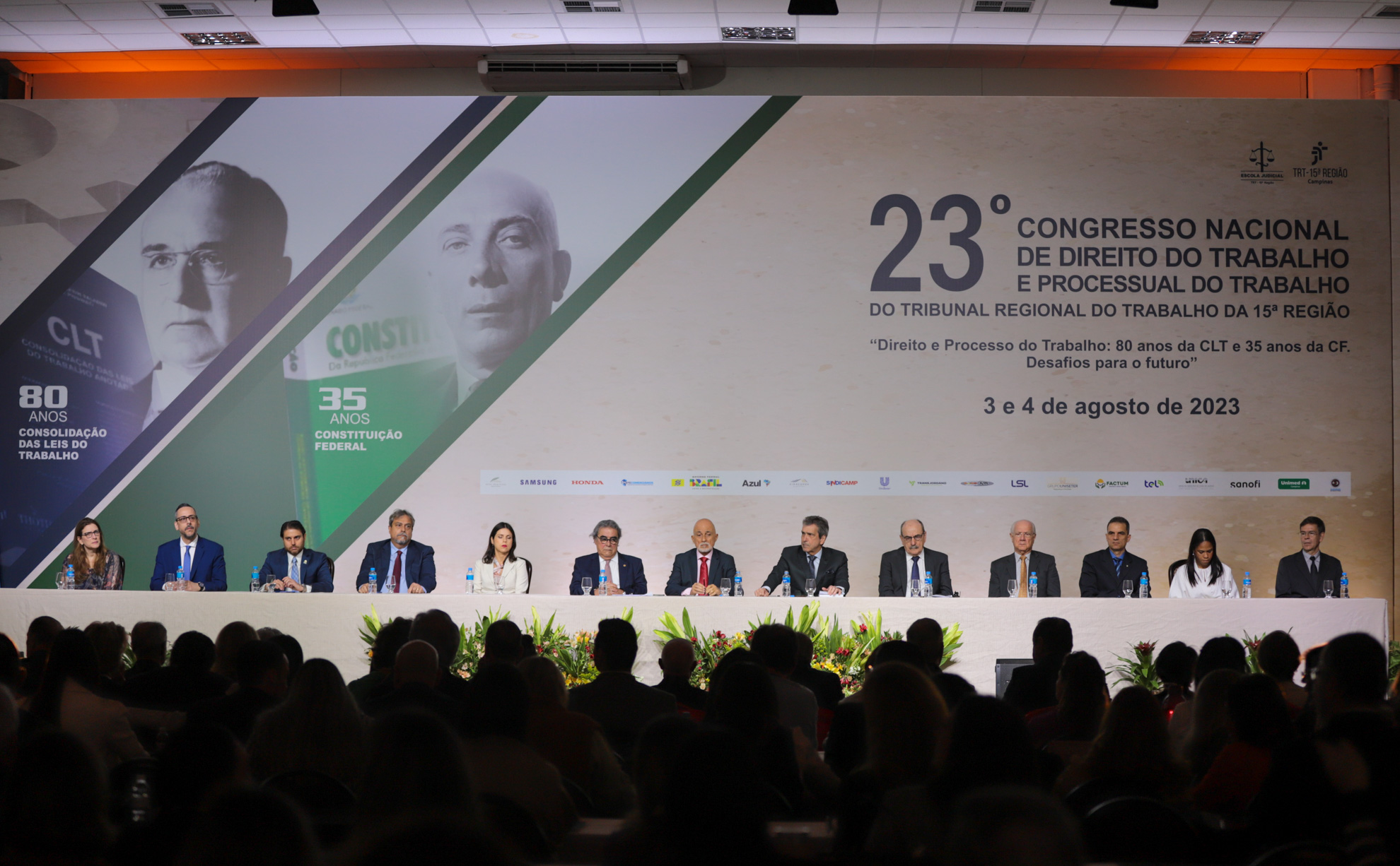 80 anos da CLT e os 35 da CF são reverenciados na abertura do 23º Congresso do TRT-15 