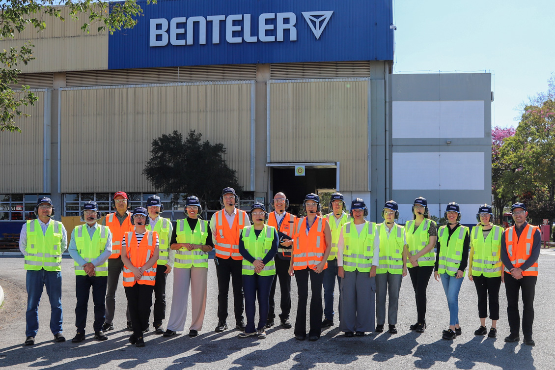 Magistrados do TRT-15 visitam fábrica da Benteler em Campinas