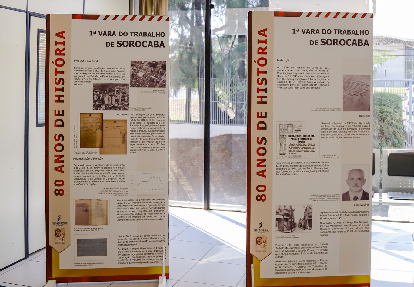 Dois painéis com fotos e textos contam a história da JT Sorocaba