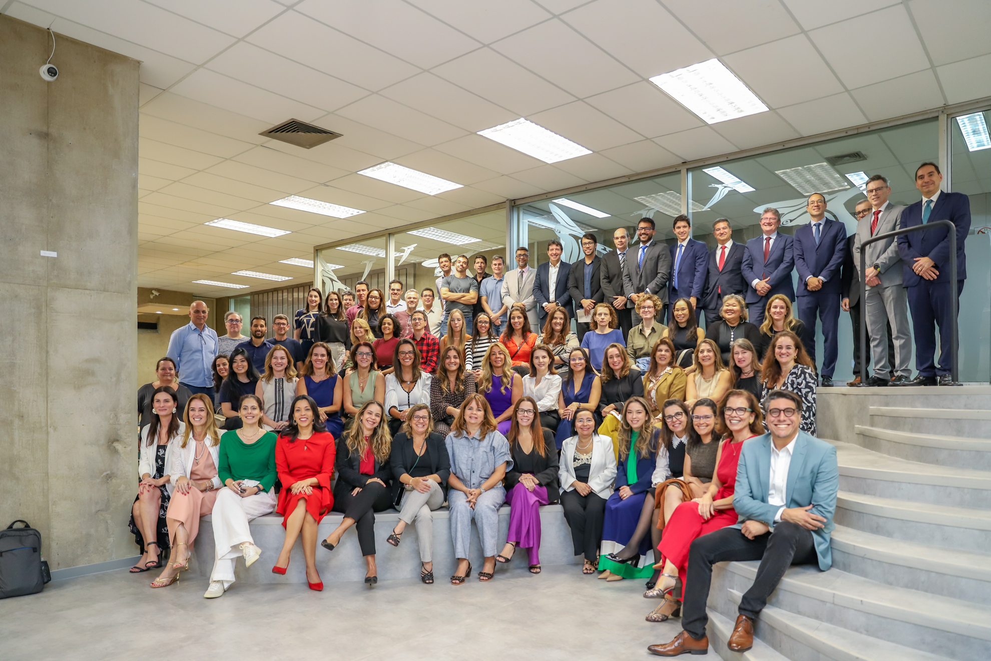 #ParaTodosVerem: participantes do seminário posam para foto no auditório do Co.Labora15