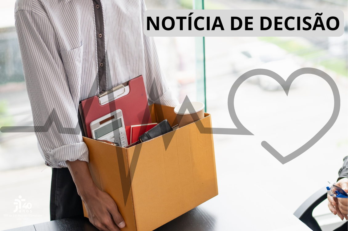 imagem de uma pessoa carregando uma caixa de papelão com itens de trabalho dentro e batimentos cardíacos por cima