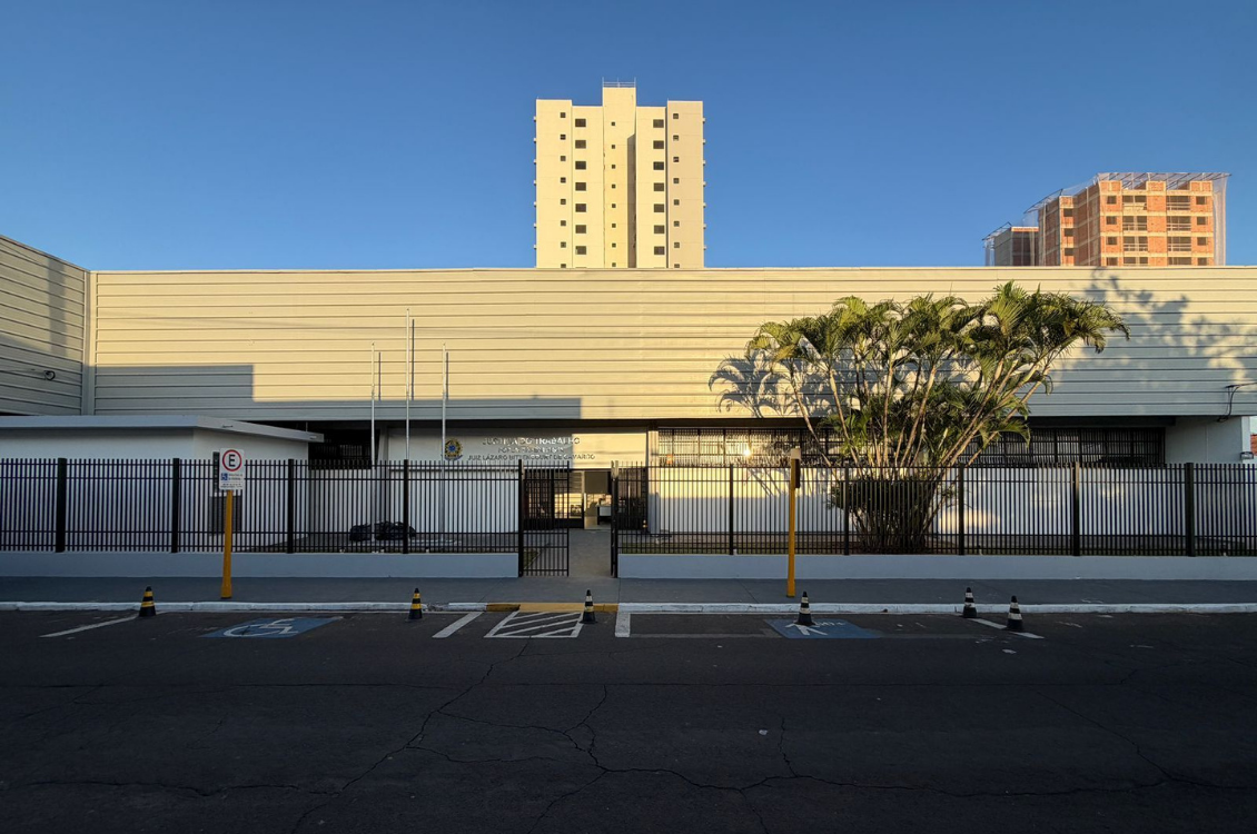 foto da fachada do novo prédio
