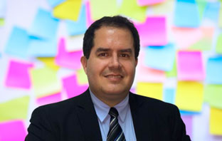 Laboratorista Edson da Silva Junior