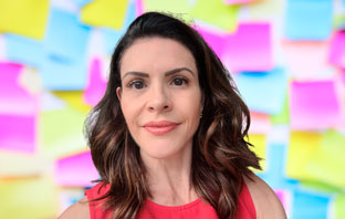 Laboratorista Emanuele Pessatti Siqueira Rocha