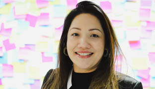 Laboratorista Priscila Lara de Freitas Matsumoto Rodrigues