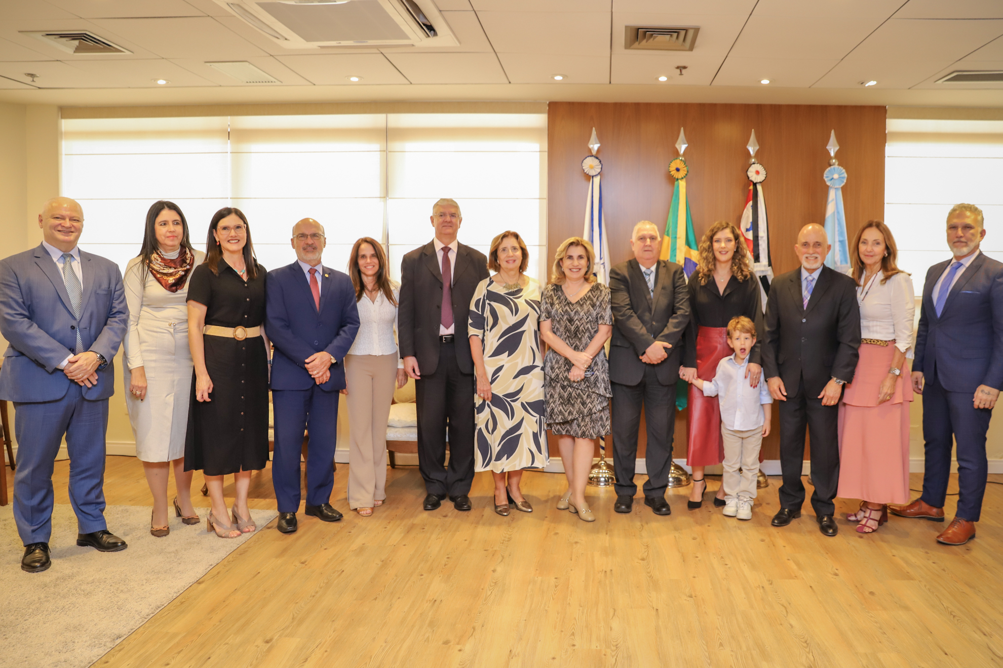 "Magistrados posam para a foto"
