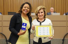 Correios homenageiam os 40 anos do TRT-15 com lançamento de selo comemorativo 