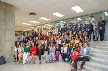#ParaTodosVerem: participantes do seminário posam para foto no auditório do Co.Labora15