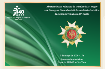 quadro verde com informações do evento e o símbolo da medalha