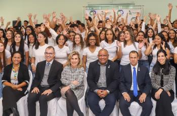 #ParaTodosVerem: formandos e autoridades posam para foto